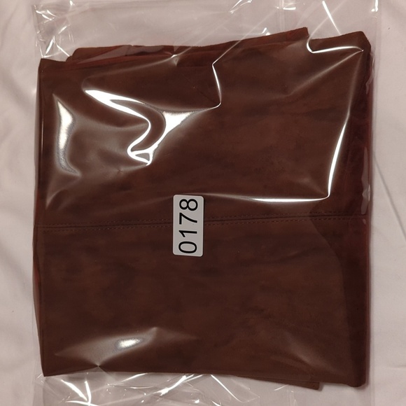 Polo Ralph Lauren Women's brown Lamb suede size 6 skirt. - Picture 11 of 11